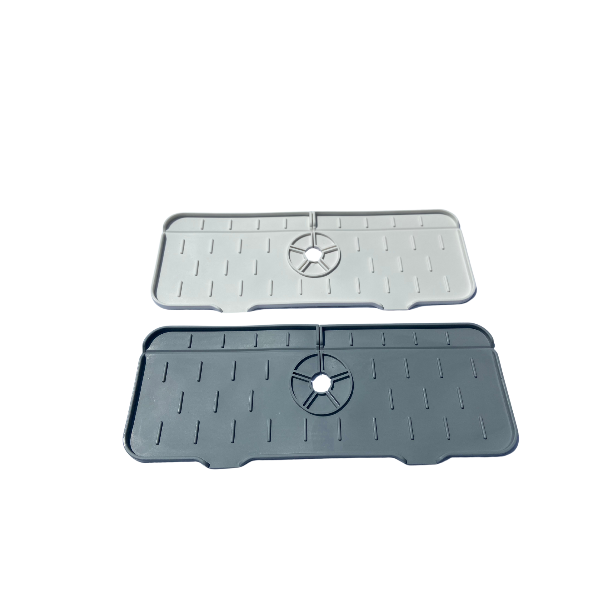 Silicone sink mat and draining mat around tap, designed to prevent water splashes, keep countertops dry, and fit most faucet sizes with a non-slip, flexible design.
